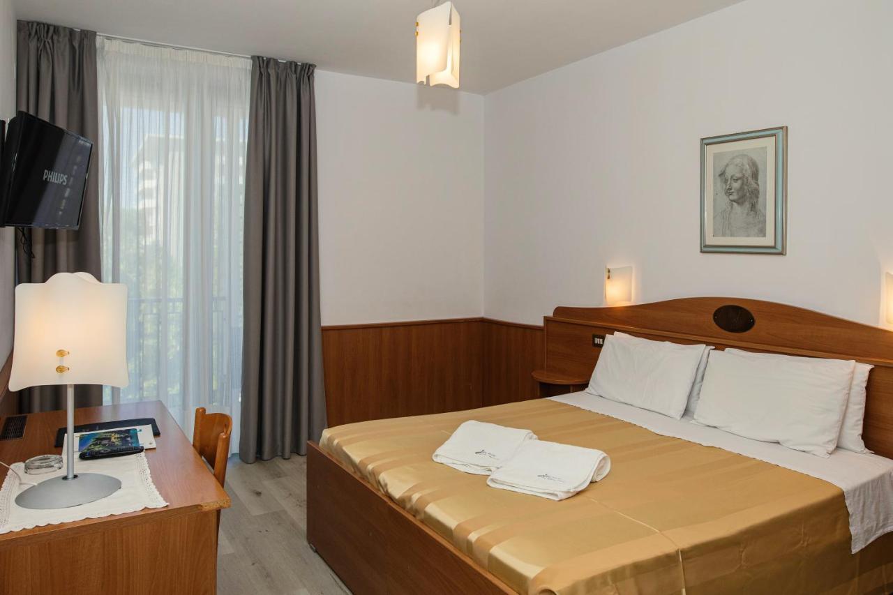 ביביונה Hotel Leonardo Da Vinci Wellness Spa מראה חיצוני תמונה