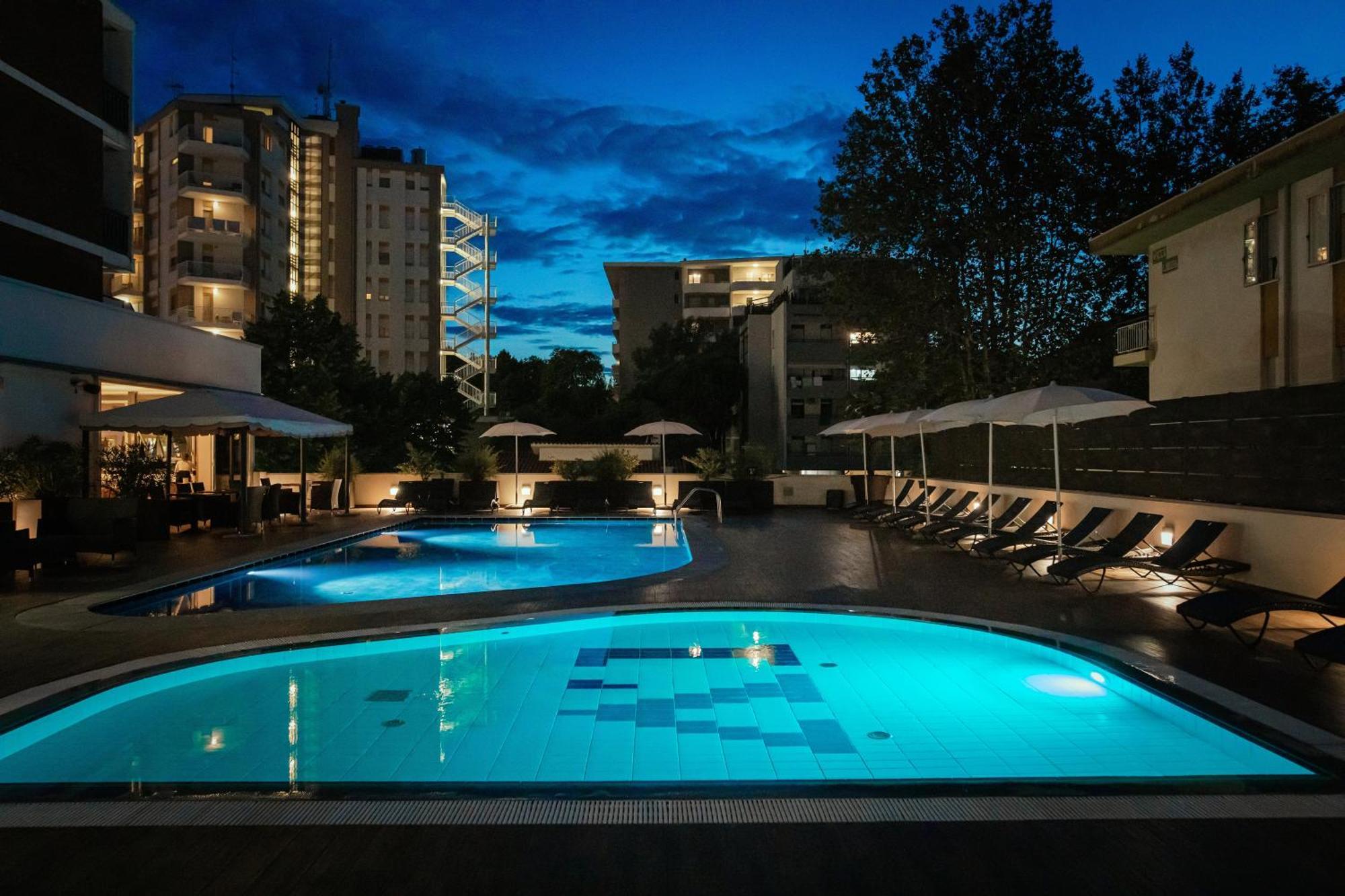 ביביונה Hotel Leonardo Da Vinci Wellness Spa מראה חיצוני תמונה