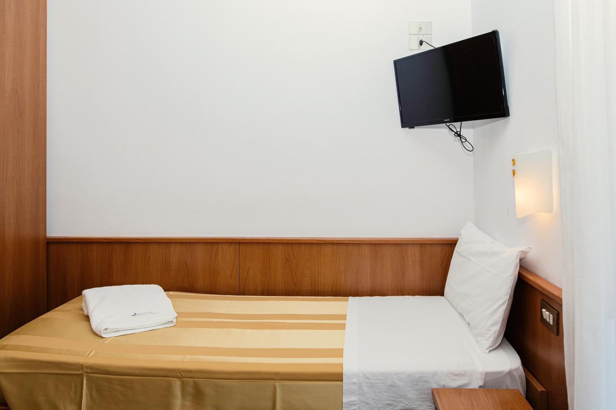 ביביונה Hotel Leonardo Da Vinci Wellness Spa מראה חיצוני תמונה